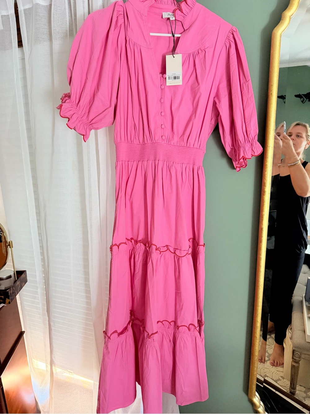 NWT Avara dress